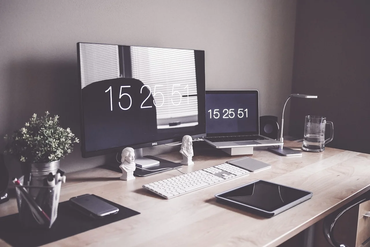 4 Ways to Improve Your Home Office Productivity
